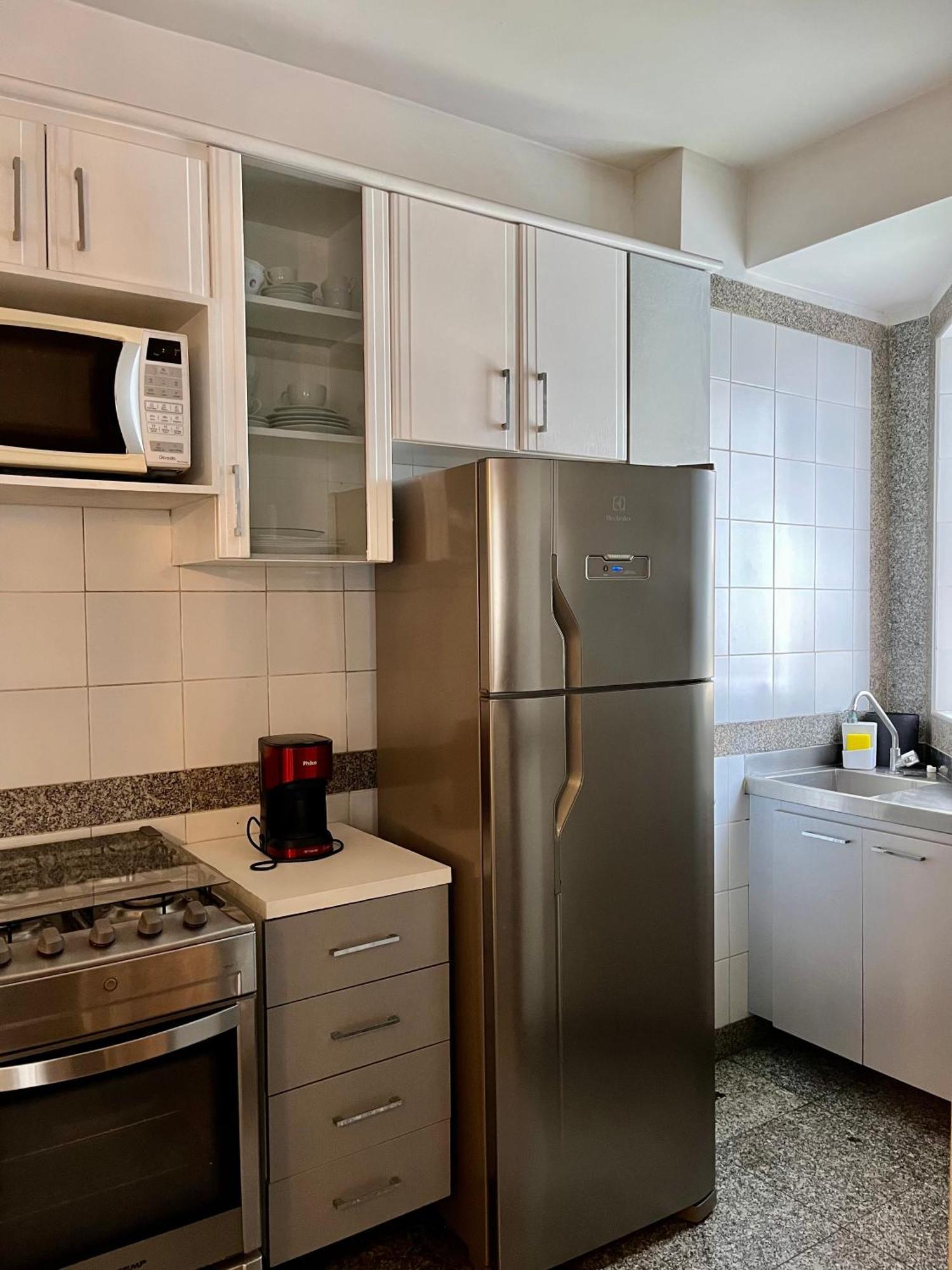 Apartamento A 300M Beira Mar-Meireles! Servico Diario E Wi-Fi 650Mb! Fortaleza  Exterior photo